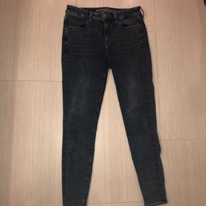 American Eagle High Rise Jegging